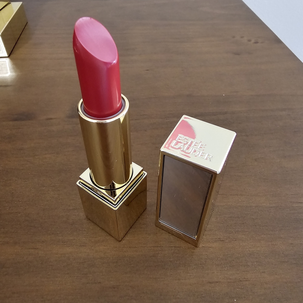 Estee Lauder pure color envy 340 envious Lipstick
